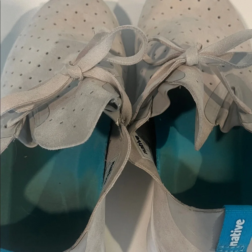 Native Shoes Women's Light Gray Athletic Sneakers
